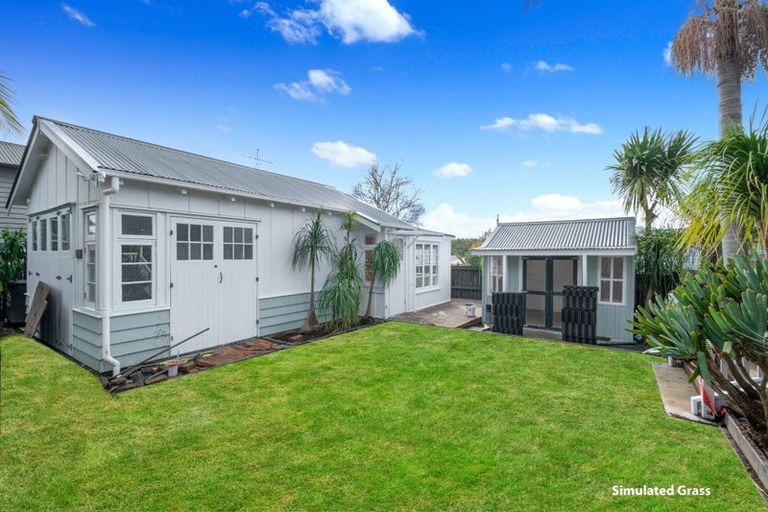 Photo of property in 24 Prime Road, Grey Lynn, Auckland, 1021