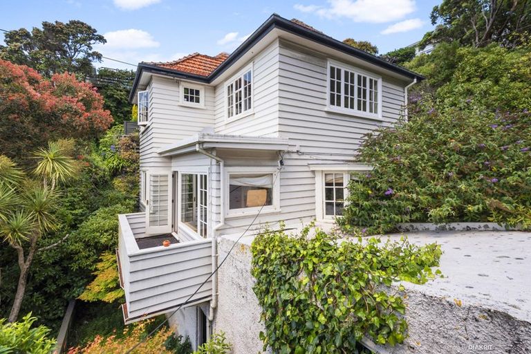 Photo of property in 3 Cluny Avenue, Kelburn, Wellington, 6012