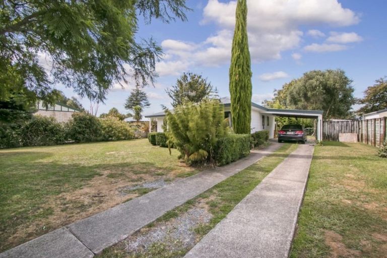 Photo of property in 4 Katterns Street, Katikati, 3129
