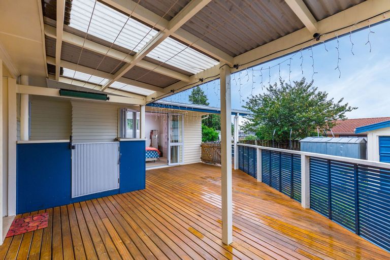 Photo of property in 1a Laurie Avenue, Papakura, 2110