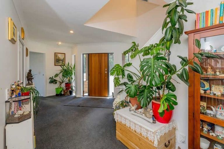 Photo of property in 62 The Drive, Paraparaumu Beach, Paraparaumu, 5032