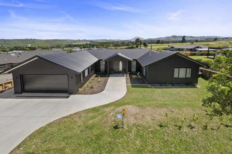 Photo of property in 13 Kittyhawk Drive, Kinloch, Taupo, 3377