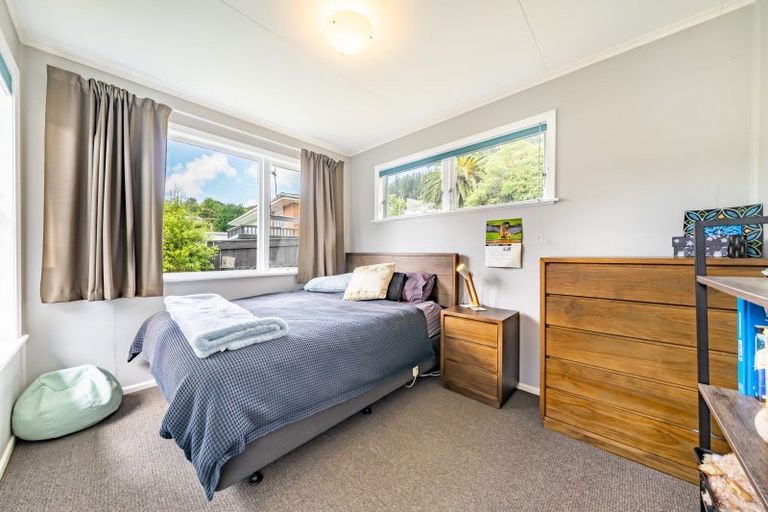 Photo of property in 65 Moeraki Road, Maoribank, Upper Hutt, 5018