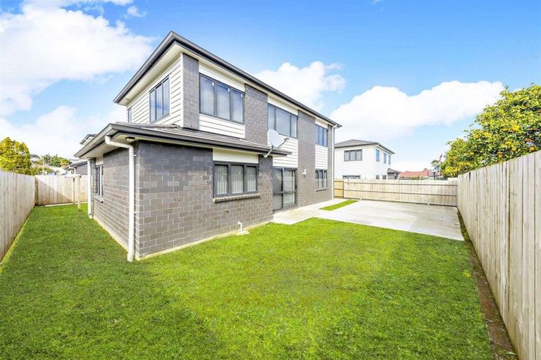 Photo of property in 26a Wayne Drive, Mangere, Auckland, 2022