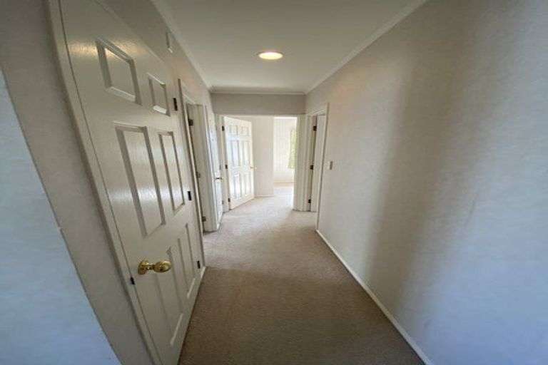 Photo of property in 24a Martin Jugum Lane, Ranui, Auckland, 0612