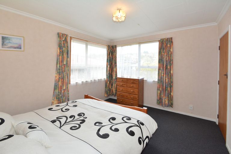 Photo of property in 31 Kinmont Crescent, Kinmont Park, Mosgiel, 9024