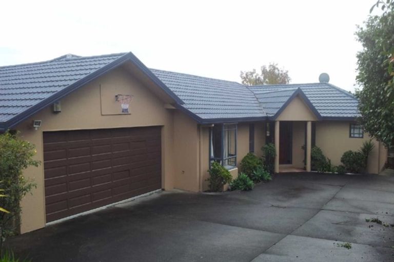 Photo of property in 7a Roberts Road, Glenfield, Auckland, 0629