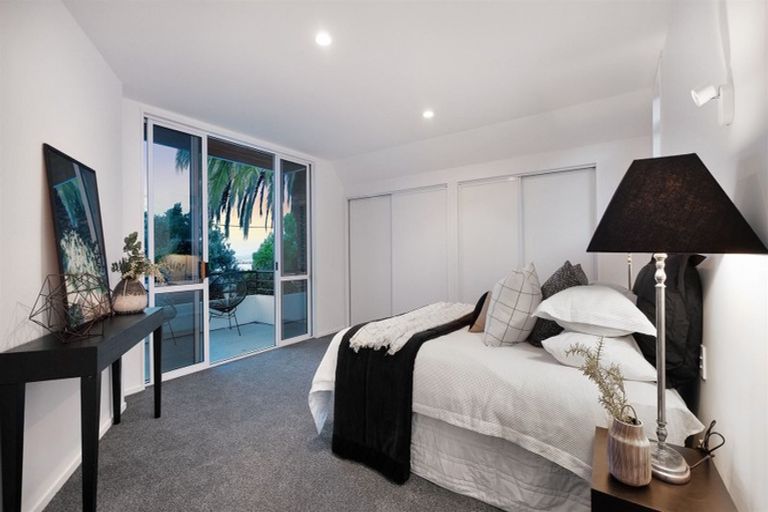 Photo of property in 50 Saint Andrews Hill Road, Mount Pleasant, Christchurch, 8081