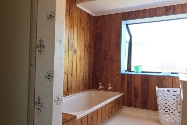 Photo of property in 23 Cumberland Crescent, Welcome Bay, Tauranga, 3112