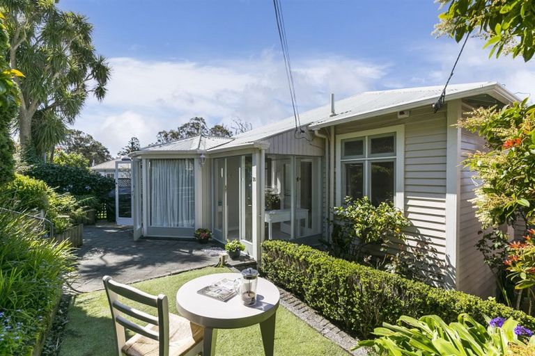 Photo of property in 20 Barton Terrace, Thorndon, Wellington, 6011