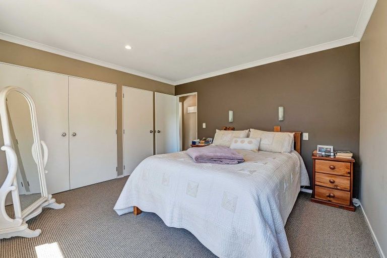 Photo of property in 30 Moulton Street, Moturoa, New Plymouth, 4310
