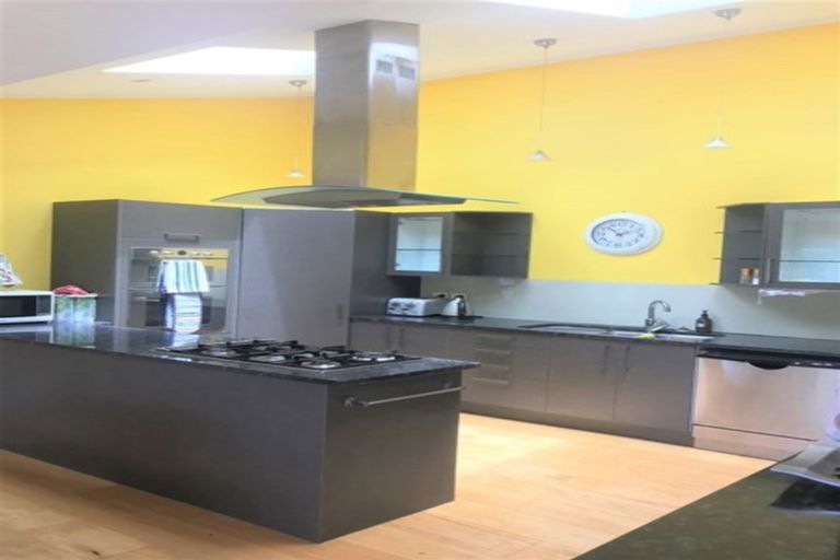 Photo of property in 34 Rahui Road, Greenhithe, Auckland, 0632