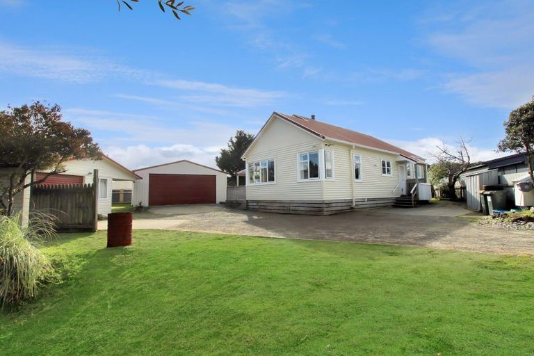 Photo of property in 3 Harrod Avenue, Foxton Beach, Foxton, 4815