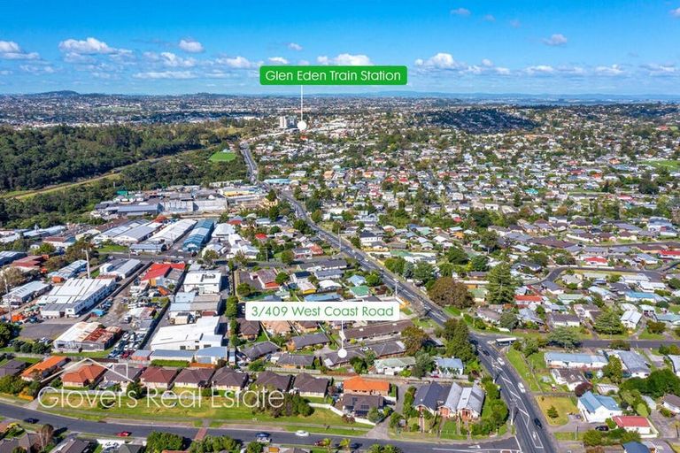 Photo of property in 3/409 West Coast Road, Glen Eden, Auckland, 0602