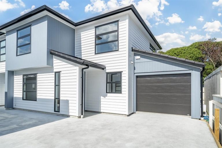 Photo of property in 4b Pohutukawa Street, Woburn, Lower Hutt, 5010
