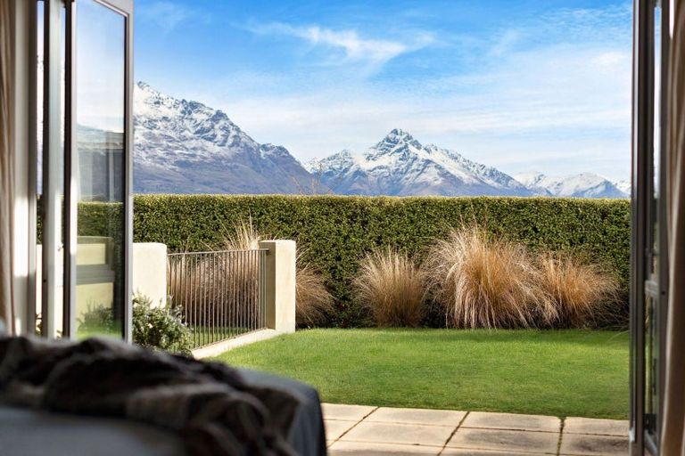 Photo of property in The Woods, 5/12 Dublin Street, Queenstown, 9300