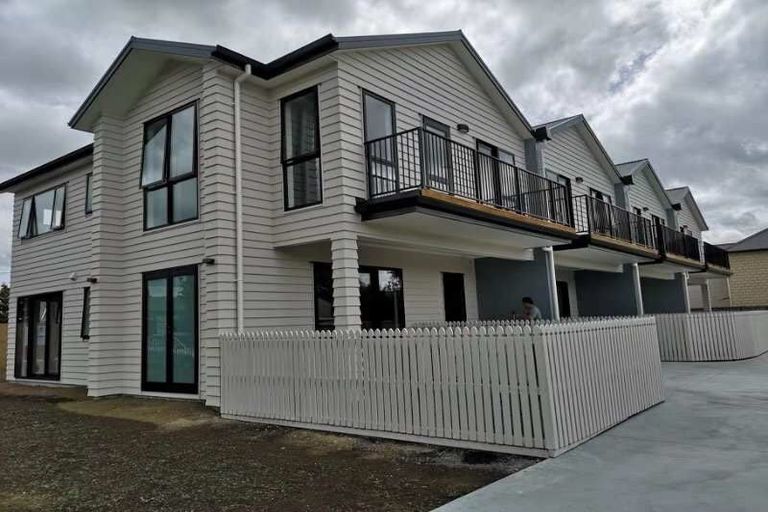 Photo of property in 59 Carrington Avenue, Silverdale, Hamilton, 3216