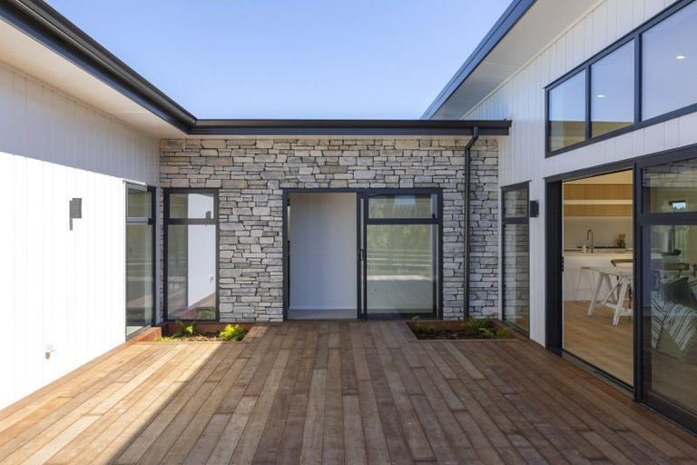 Photo of property in 15 Makomako Crescent, Wharewaka, 3330