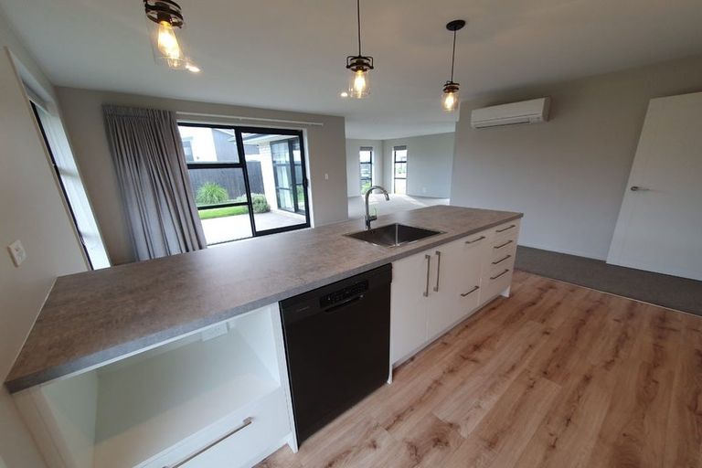 Photo of property in 9 Burrow Street, Rolleston, 7614