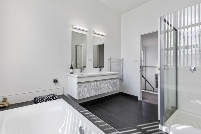 Photo of property in 23b Wiseley Road, Hobsonville, Auckland, 0618