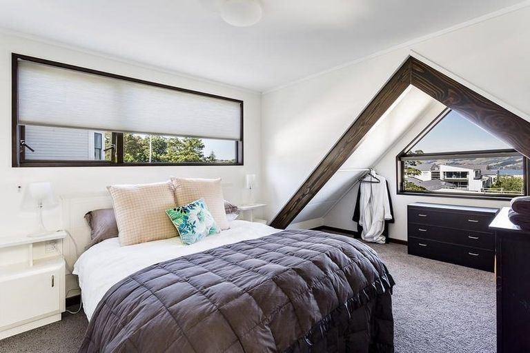 Photo of property in 32 Royal Terrace, Dunedin Central, Dunedin, 9016