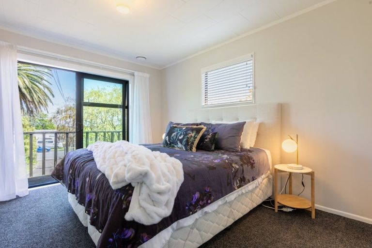 Photo of property in 33 Seddon Street, Waikanae, 5036