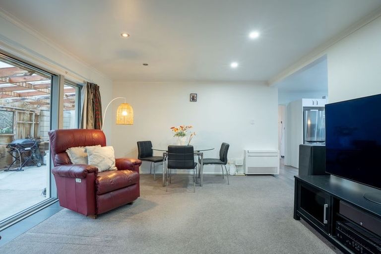 Photo of property in 37a Kinmont Crescent, Kinmont Park, Mosgiel, 9024