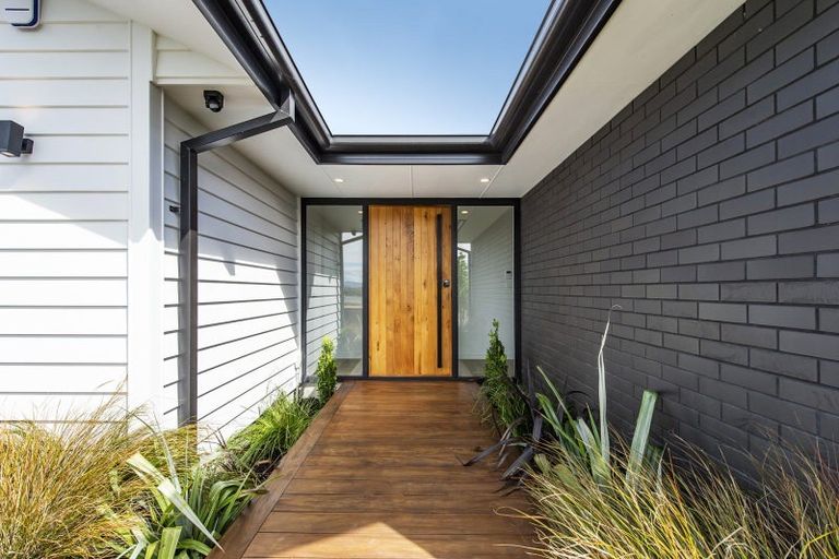 Photo of property in 28 Falcon Road, Rolleston, 7615