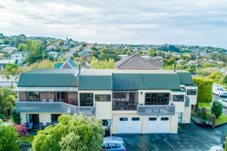 Photo of property in 10 Cornwall Street, Vauxhall, Dunedin, 9013