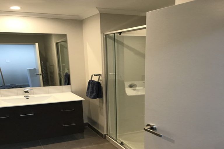 Photo of property in 14 Pukewhero Rise, Westgate, Auckland, 0614