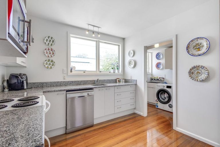 Photo of property in 64 Halton Street, Strowan, Christchurch, 8052