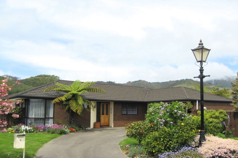 Photo of property in 6 Pettit Place, The Wood, Nelson, 7010