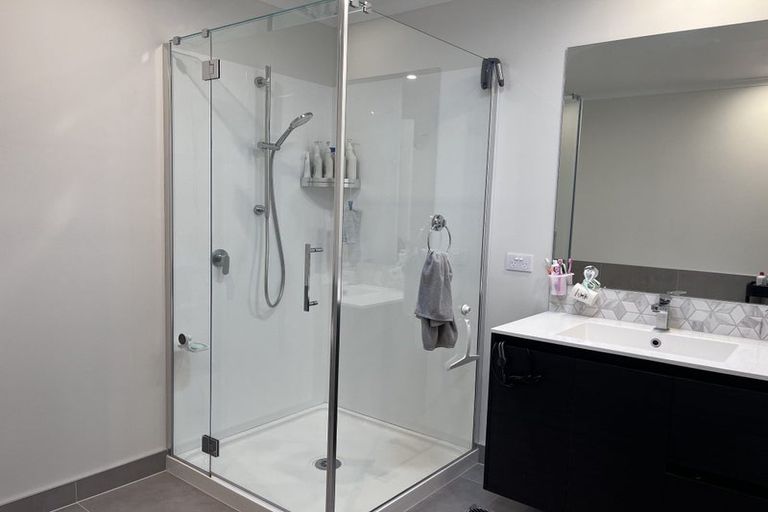 Photo of property in 157 Glenvar Ridge Road, Long Bay, Auckland, 0630