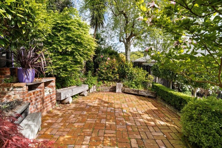 Photo of property in 75 Glenross Street, Glenross, Dunedin, 9011