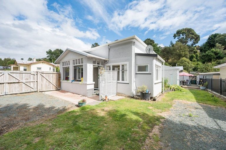 Photo of property in 1/32 Emano Street, Toi Toi, Nelson, 7010