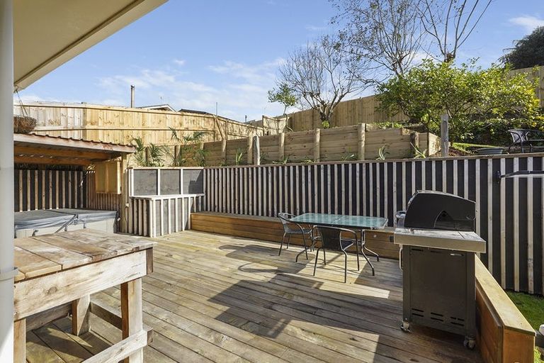 Photo of property in 432a Kahikatea Drive, Dinsdale, Hamilton, 3204