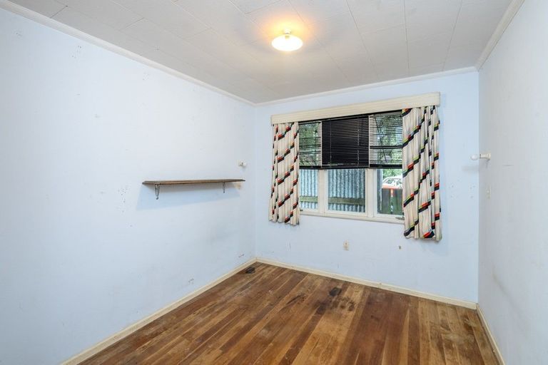 Photo of property in 74 Michael Road, Paraparaumu Beach, Paraparaumu, 5032