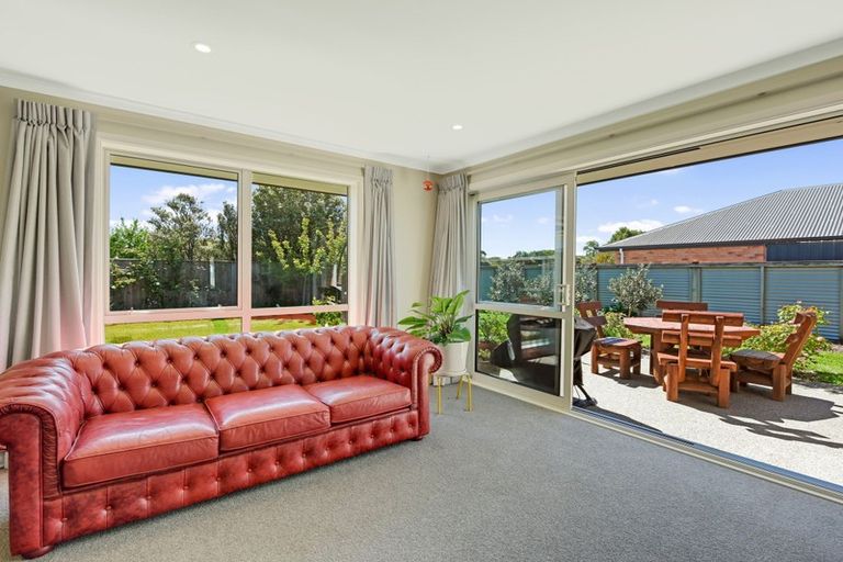 Photo of property in 22 Curtis Street, Stoke, Nelson, 7011