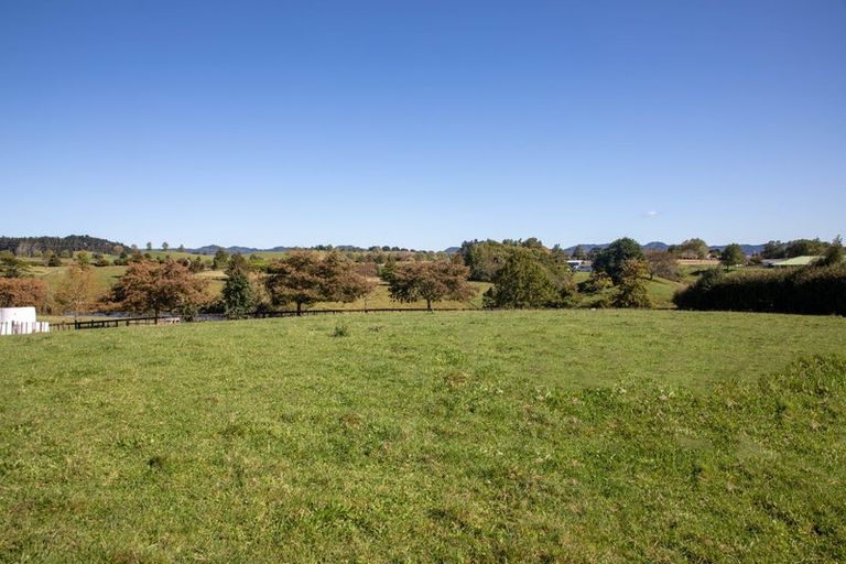 Photo of property in 16 Woolrich Road, Te Kowhai, Hamilton, 3288