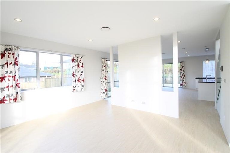 Photo of property in 69 Ridgedale Road, Silverdale, 0932