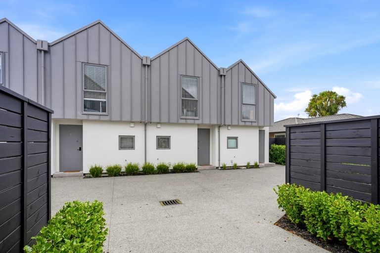Photo of property in 33a Oxley Avenue, St Albans, Christchurch, 8014