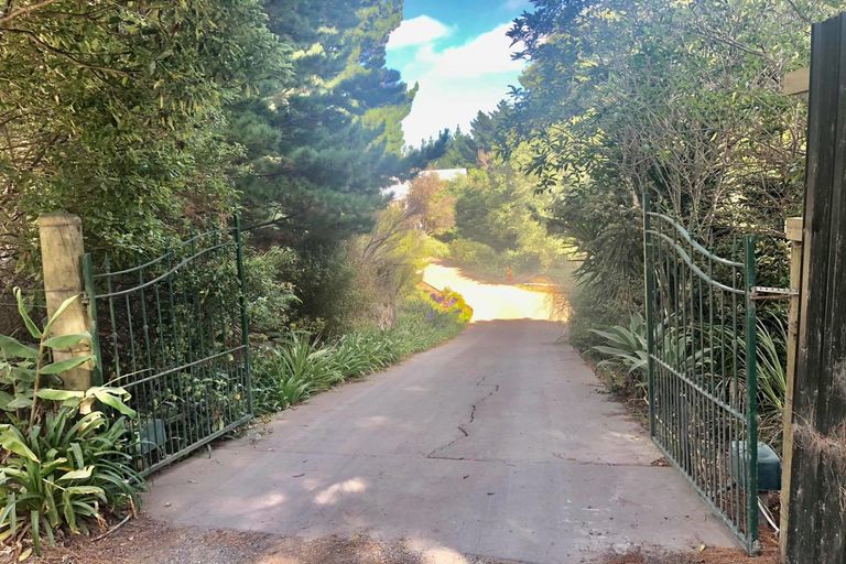 Photo of property in 20 Fowler Access Road, Puhoi, Warkworth, 0994