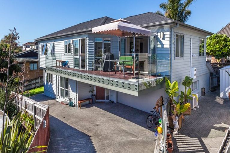 Photo of property in 17a Waller Avenue, Bucklands Beach, Auckland, 2012
