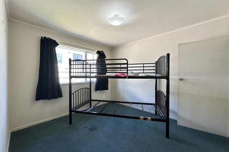 Photo of property in 20 Robson Street, Stokes Valley, Lower Hutt, 5019