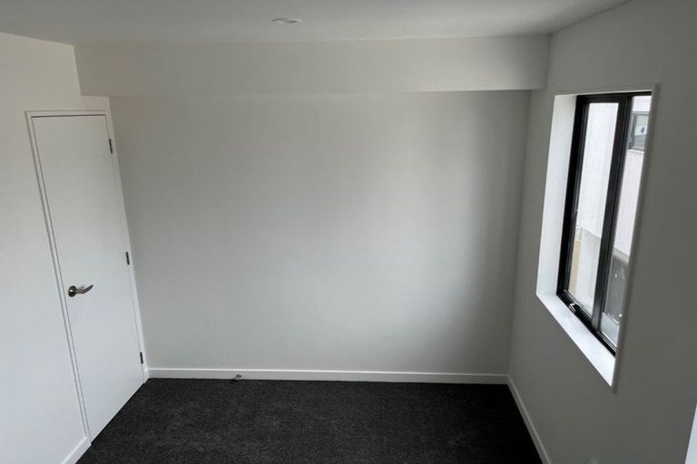 Photo of property in 5/3 Abbotleigh Avenue, Te Atatu Peninsula, Auckland, 0610