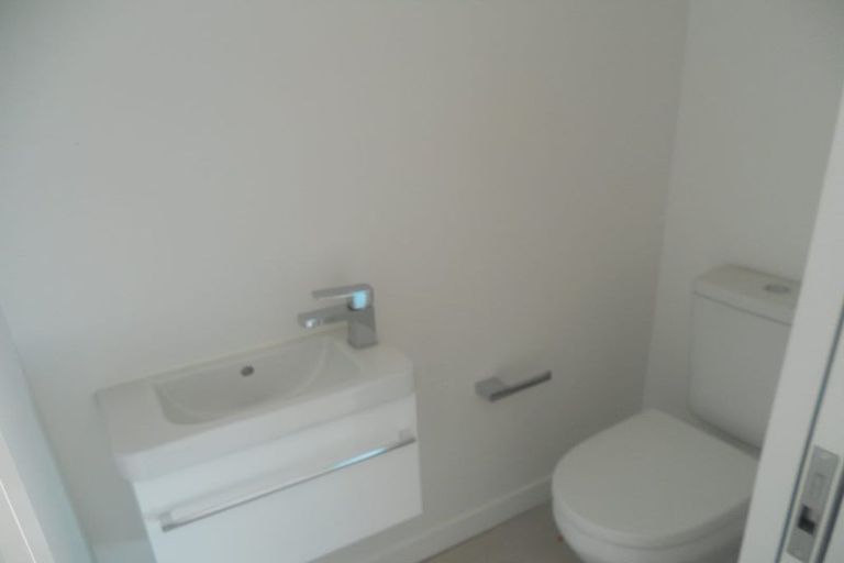 Photo of property in 2/7 Handyside Street, Tawa, Wellington, 5028