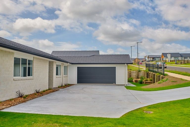 Photo of property in 7 Kerr Crescent, Patumahoe, Pukekohe, 2679