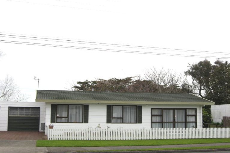 Photo of property in 178 Mangorei Road, Merrilands, New Plymouth, 4312