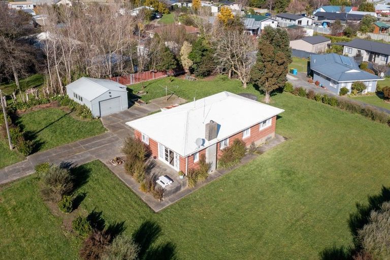 Photo of property in 28 Rata Street, Tokomaru, Palmerston North, 4474