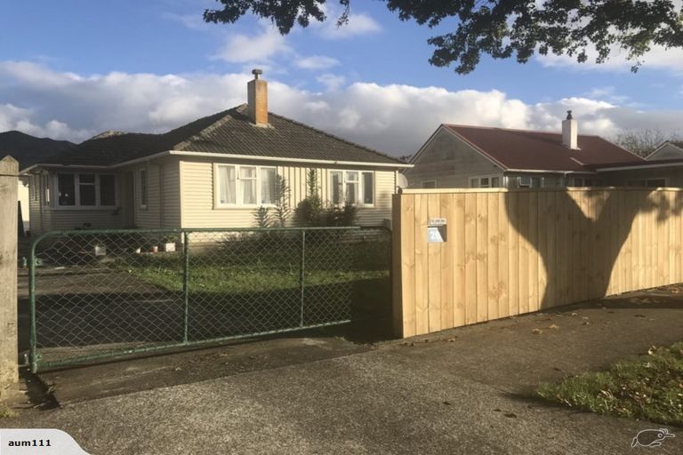 Photo of property in 20 Chapman Crescent, Naenae, Lower Hutt, 5011